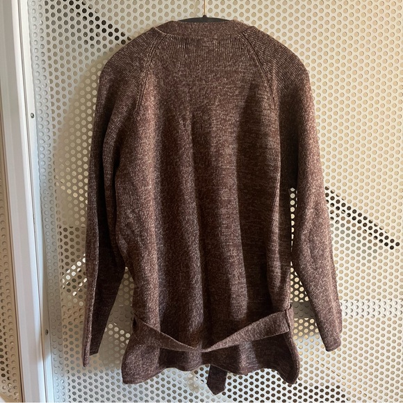 Vintage Berne Belted Virgin Wool Knit Sweater Size M/L in Chestnut Brown - Picture 7 of 12